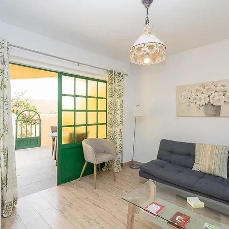 Apartment Guestready - Cosy Bungalow With Pool And Terrace