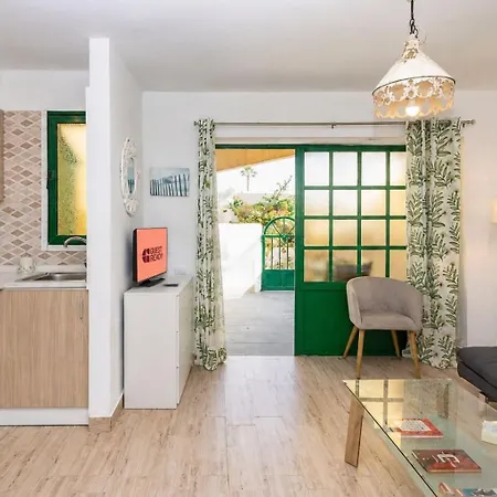 Lejlighed Guestready - Cosy With Pool And Terrace